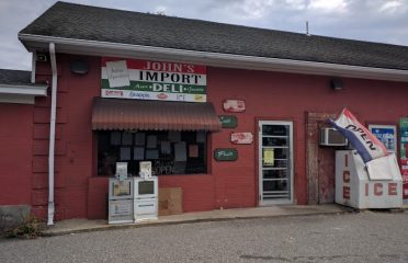 John’s Import Deli