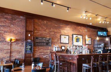 M.A.D. Sisters Kitchen and Cocktails