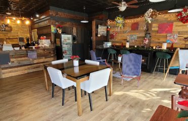 Common Grounds Bistro