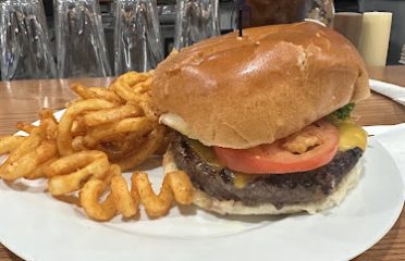 Ryan’s Sports Bar