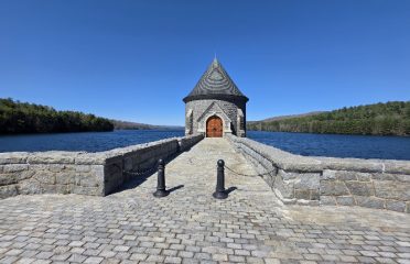 Saville Dam Parking