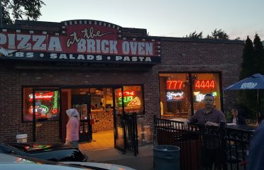 Pizza at the Brick Oven