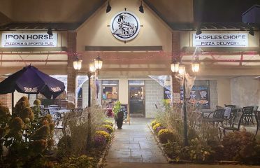 Iron Horse Pub