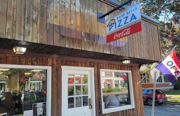 Deep River Pizza
