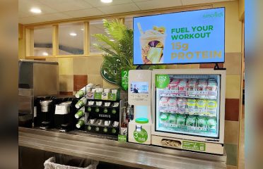 smoodi – Fresh Smoothie Kiosk at Elm Street Mobil