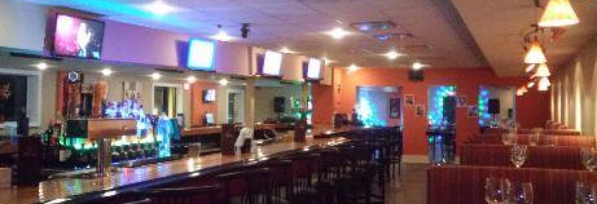 Carmine’s Bar • Grill • Stage