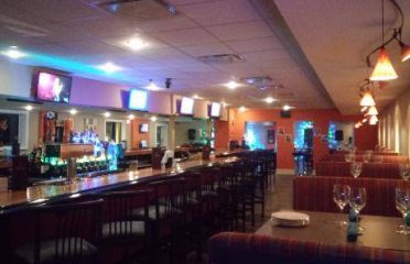 Carmine’s Bar • Grill • Stage