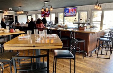 Rebel Dog Coffee Co. & Tavern PLAINVILLE