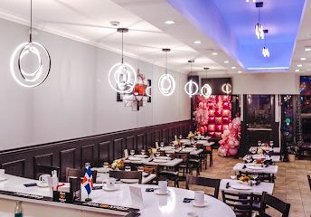 Via Al Paraiso Bar & Grill