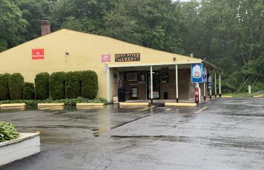 Deep River Market