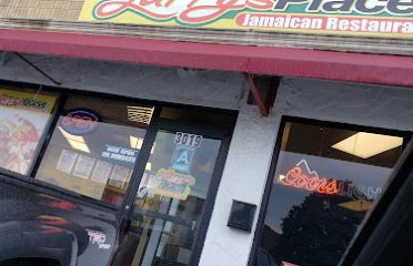 Larry’s Place Restaurant & Lounge
