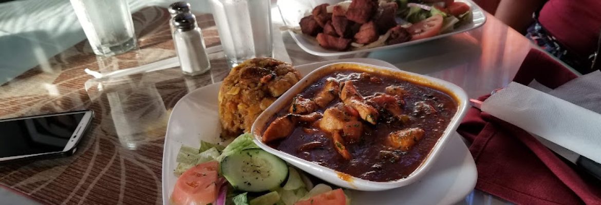 Humacao Restaurant & Lounge