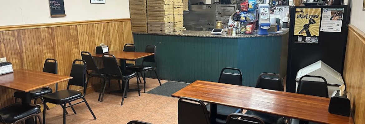 Naples Restaurant & Pizza