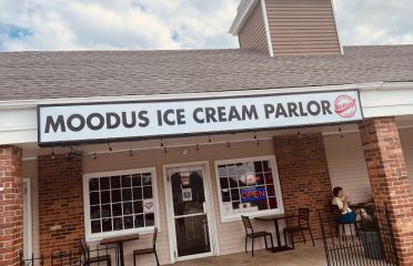 Moodus Ice Cream Parlor
