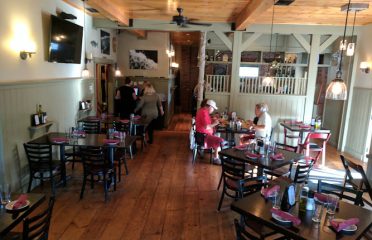 Greenhouse Café & Tavern