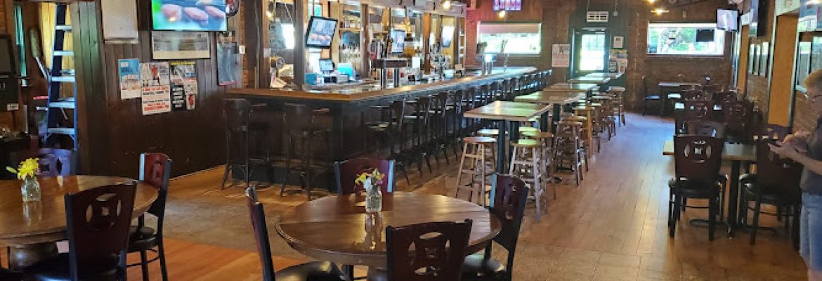 Cracker Barrel Pub