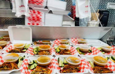 American & Mexican Tasty Flavors Food Truck