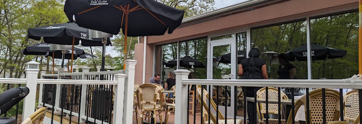La Notte Waterside Grille