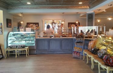 Savour Cafe & Bakery