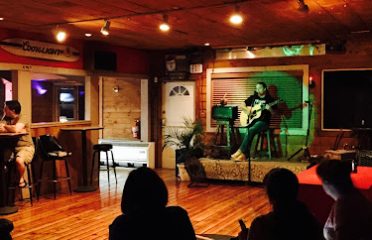 The Rusty Nail Bar & Grill