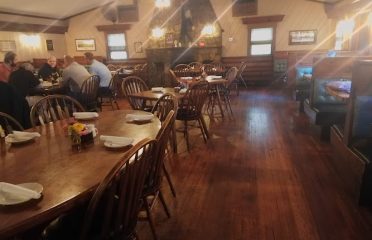 Roberto’s Log Cabin Restaurant