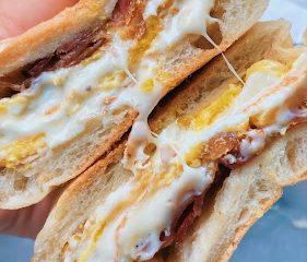 The Sand Wedge Deli & Catering