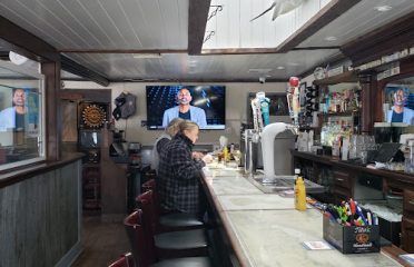Brennan’s By The Beach