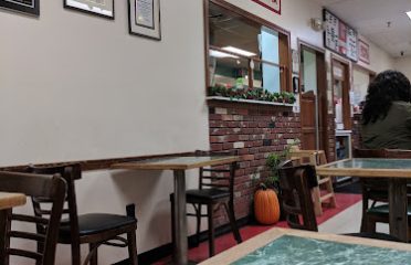 Domenick & Pia Downtown Pizzeria