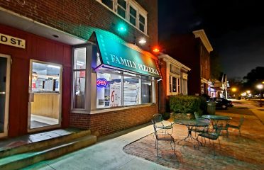 Family Pizzeria