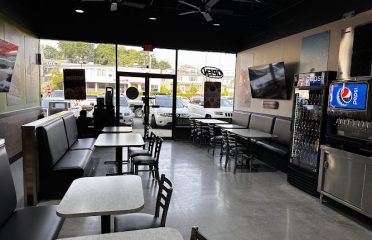 Bubbakoo’s Burritos