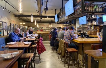 Square Peg Pizzeria Glastonbury