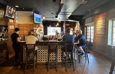 Red Rock Tavern