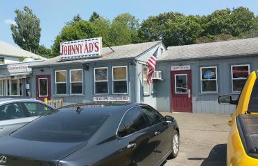 Johnny Ads