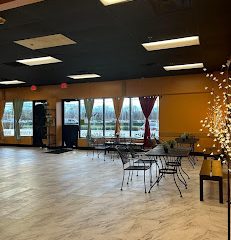 Konkrete Gardens Smoothie Cafe & Venue