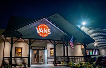 VANS Bar Style Pizza