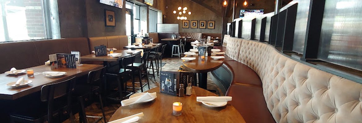 Wood-n-Tap – Newington