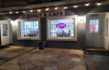 Colchester Donut and Cafe