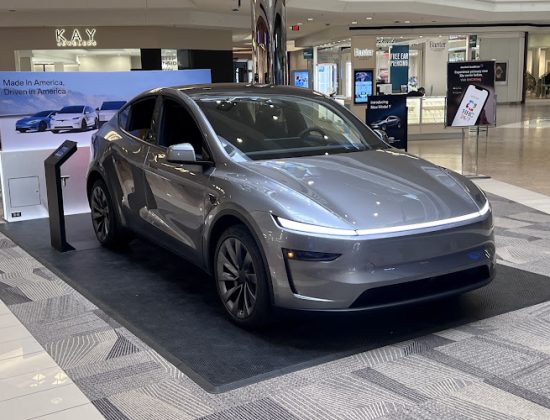 Tesla Westfarms Mall Display