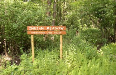 Harwinton Land Trust – Indian Meadow – White Oak Drive entrance