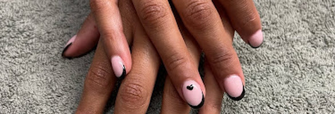DANA’S NAIL SUITE