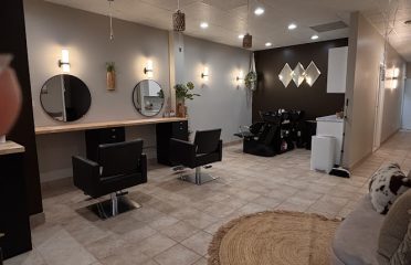 Chic beautique salon