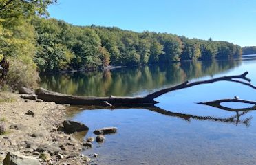 Quinebaug Lake State Park