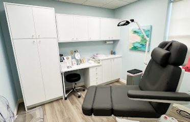 Naturallyou Med Spa by Terry Conrad, APRN