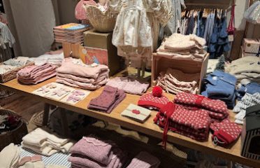 Honey Pie, a Children’s Boutique