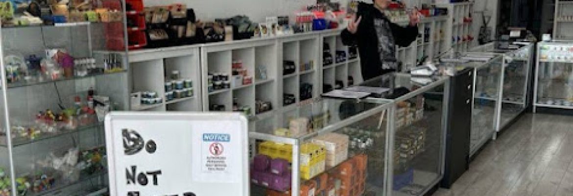 Francis Mini Market