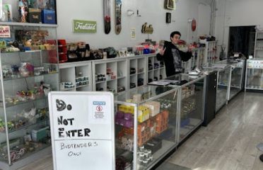 Francis Mini Market