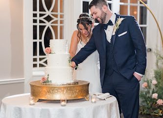 The Cake Boutique by Lauren