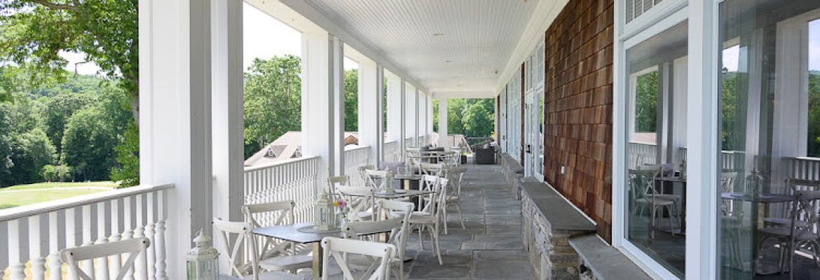 Fox Hopyard On the Rocks Restaurant