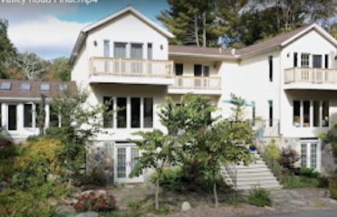 KJ Tuckers Bed & Breakfast, LLC