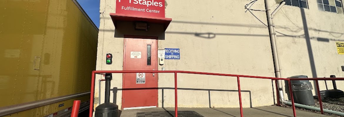Staples Warehouse